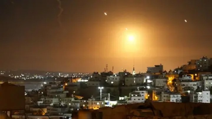 Missile debris ng Iran bumagsak malapit sa libingan ni Hesus sa Jerusalem