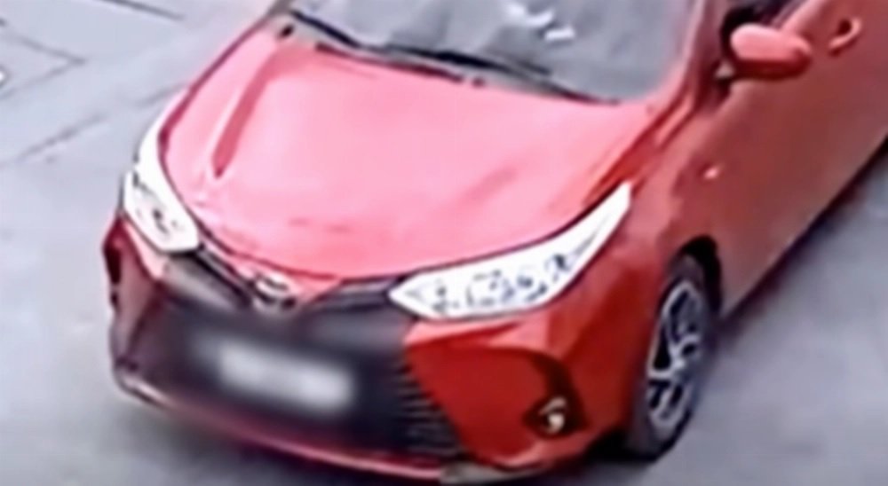 Kotseng nagpa-gas, nag-1-2-3